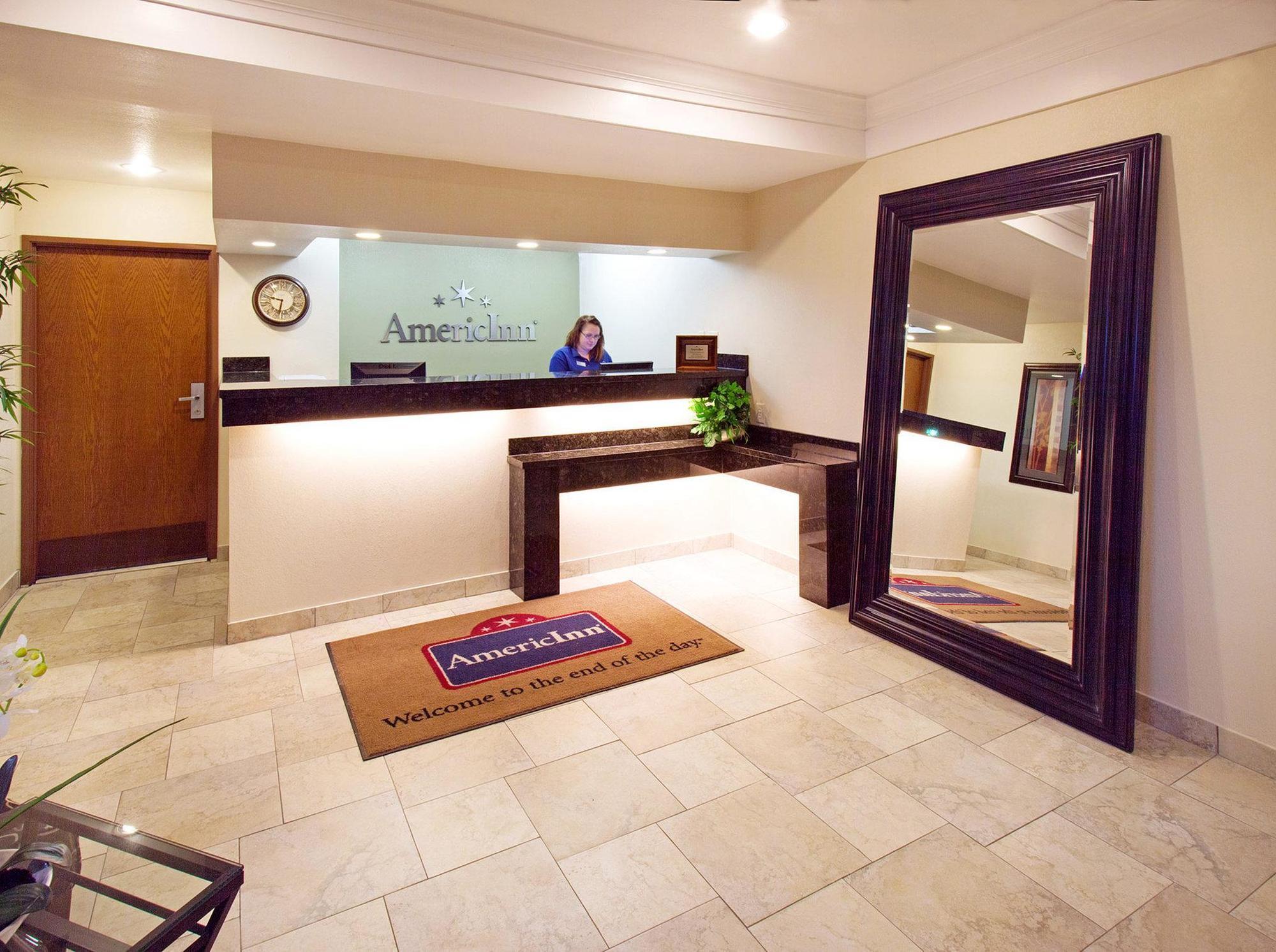 Urbandale Americinn By Wyndham Johnston Des Moines מראה חיצוני תמונה